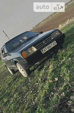 Хэтчбек ВАЗ / Lada 2109 1997 в Ивано-Франковске