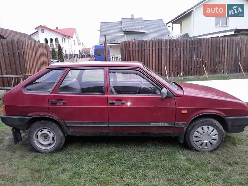 Хэтчбек ВАЗ / Lada 2109 1993 в Стрые