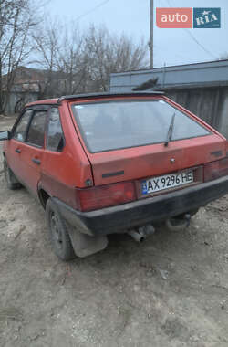 Хэтчбек ВАЗ 2109 1990 в 