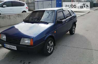 Хэтчбек ВАЗ / Lada 2109 1999 в Романове