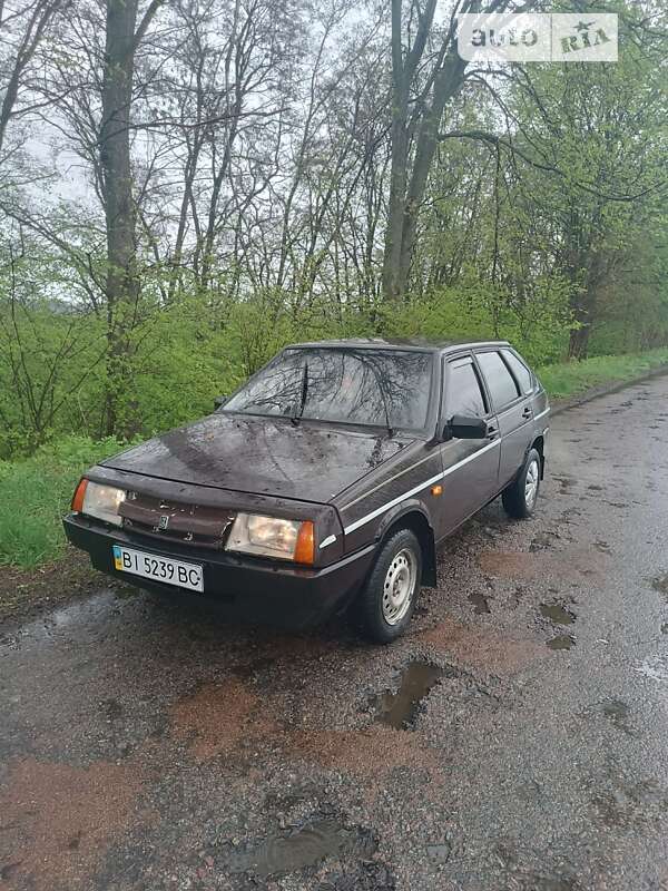 Хэтчбек ВАЗ / Lada 2109 1988 в Лохвице