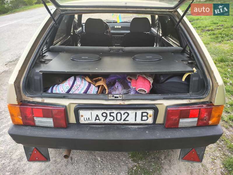 Хэтчбек ВАЗ / Lada 2109 1989 в Хмельницком фото 6 Хэтчбек ВАЗ / Lada 2109 1989 в Хмельницком