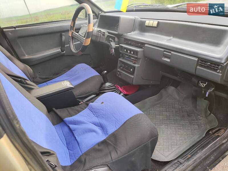 Хэтчбек ВАЗ / Lada 2109 1989 в Хмельницком фото 9 Хэтчбек ВАЗ / Lada 2109 1989 в Хмельницком