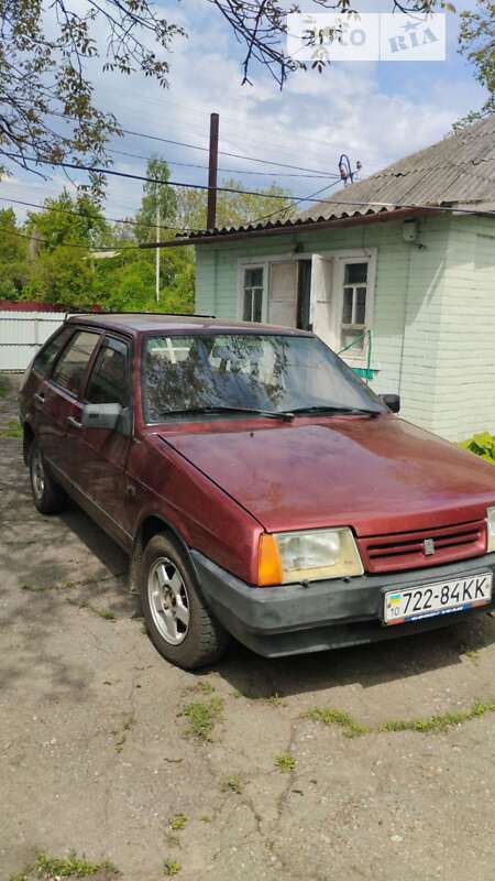 Хэтчбек ВАЗ / Lada 2109 1993 в Узине