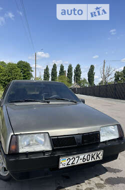 Хетчбек ВАЗ / Lada 2109 2003 в Рівному