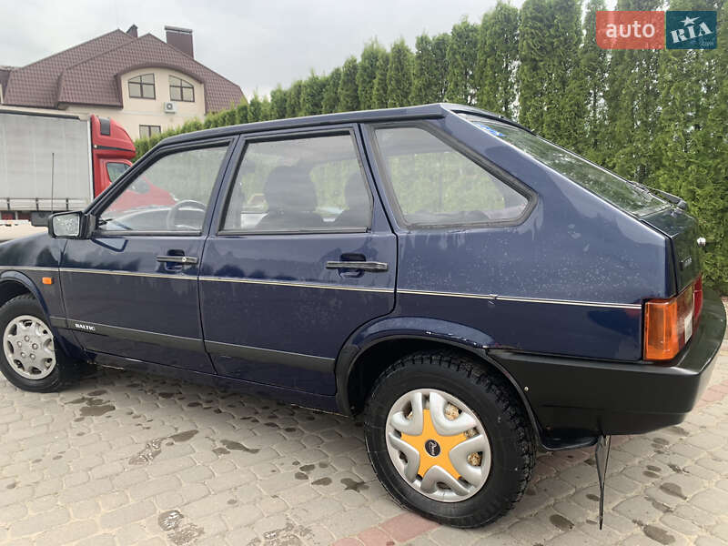 Хэтчбек ВАЗ / Lada 2109 1997 в Хмельницком