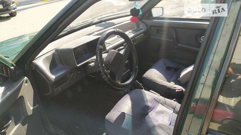 Седан ВАЗ / Lada 2109 1998 в Запорожье