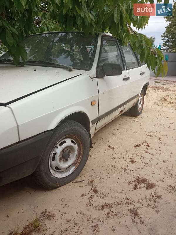 Хэтчбек ВАЗ / Lada 2109 1991 в Харькове