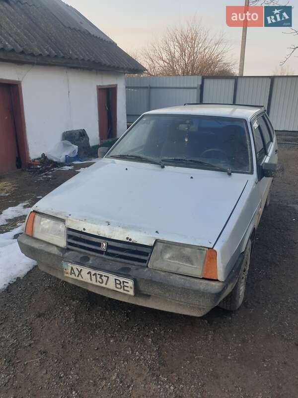 Хетчбек ВАЗ / Lada 2109 2002 в Кропивницькому