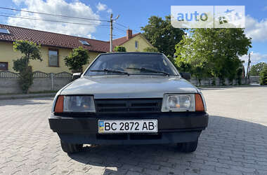 Хэтчбек ВАЗ / Lada 2109 2001 в Городке