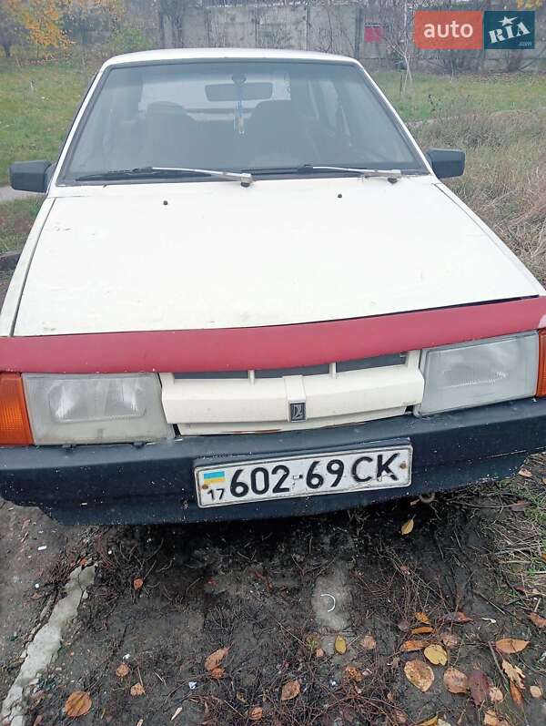 Хэтчбек ВАЗ / Lada 2109 1988 в Миргороде