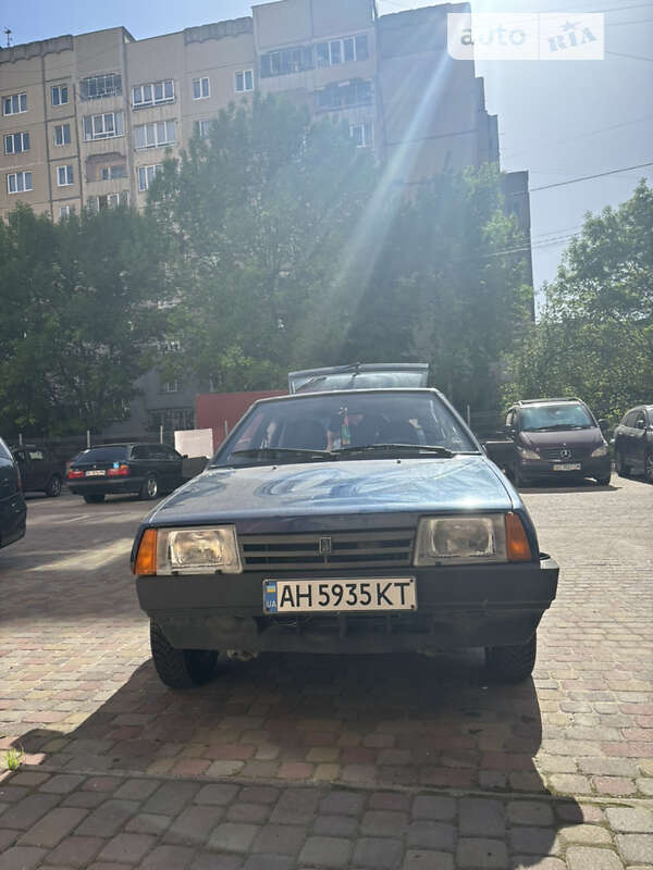 Хэтчбек ВАЗ / Lada 2109 2005 в Львове