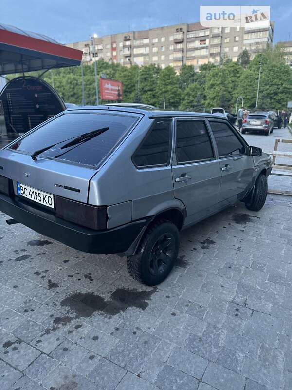 Хэтчбек ВАЗ / Lada 2109 2008 в Львове