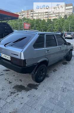 Хэтчбек ВАЗ / Lada 2109 2008 в Львове