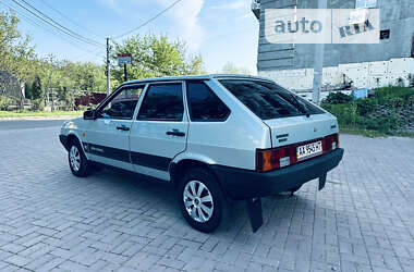 Хетчбек ВАЗ / Lada 2109 2003 в Умані