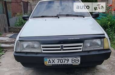 Хэтчбек ВАЗ / Lada 2109 1993 в Змиеве