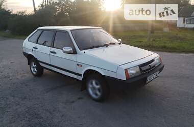 Хетчбек ВАЗ / Lada 2109 1991 в Романіву