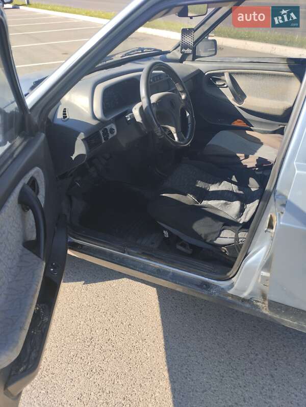 Хэтчбек ВАЗ / Lada 2109 2008 в Луцке