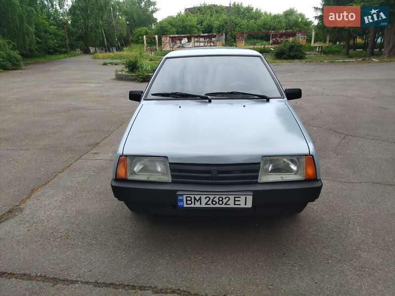 Хэтчбек ВАЗ / Lada 2109 2002 в Сумах