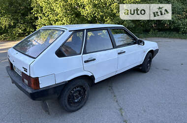 Хэтчбек ВАЗ / Lada 2109 1990 в Кривом Роге