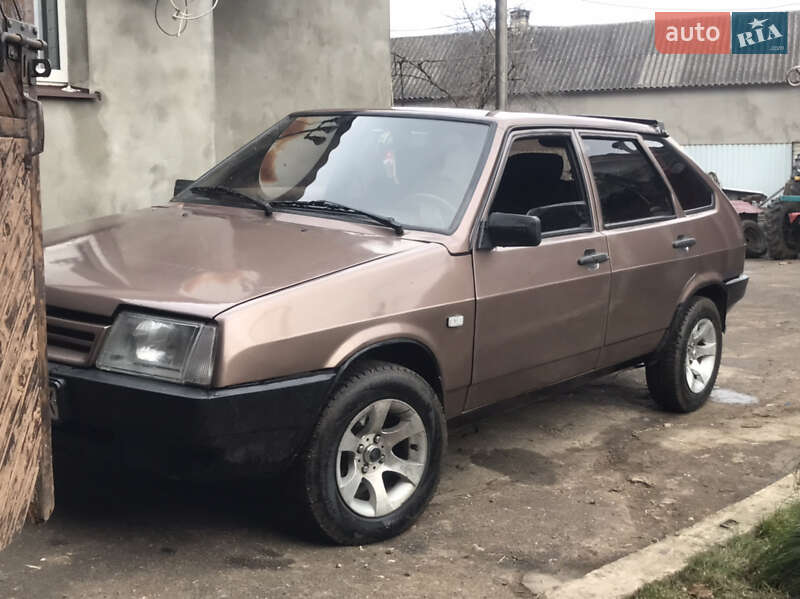 Хэтчбек ВАЗ / Lada 2109 1995 в Тернополе