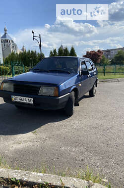 Хетчбек ВАЗ / Lada 2109 1993 в Пустомитах