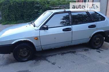 Хэтчбек ВАЗ / Lada 2109 2003 в Харькове