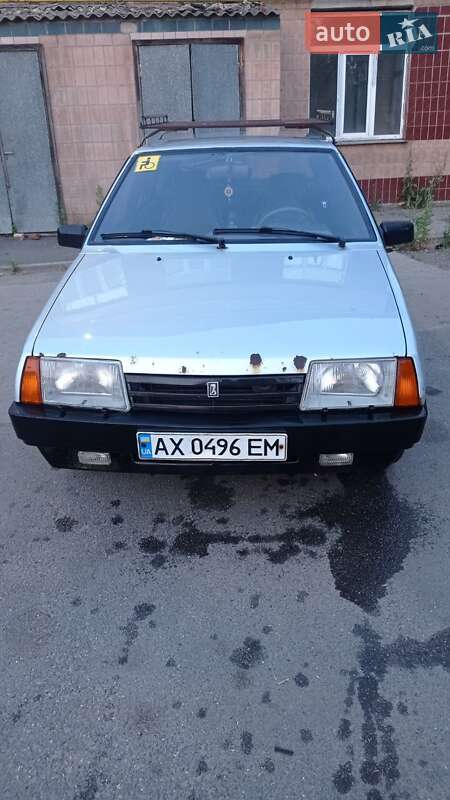 Хэтчбек ВАЗ / Lada 2109 2003 в Харькове