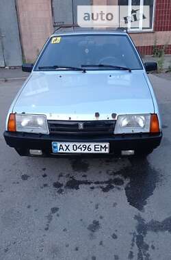 Хэтчбек ВАЗ / Lada 2109 2003 в Харькове