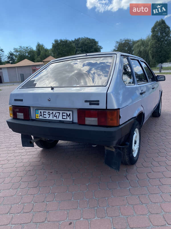Хетчбек ВАЗ / Lada 2109 2005 в Кам'янському