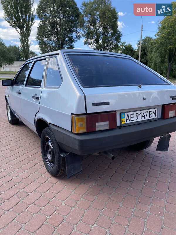 Хетчбек ВАЗ / Lada 2109 2005 в Кам'янському