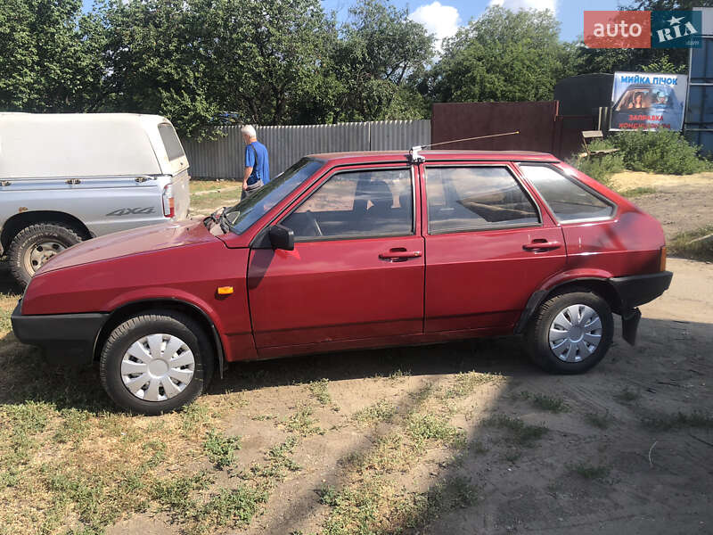 Хэтчбек ВАЗ / Lada 2109 1997 в Харькове