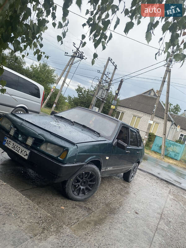 Хэтчбек ВАЗ / Lada 2109 1989 в Новомосковске