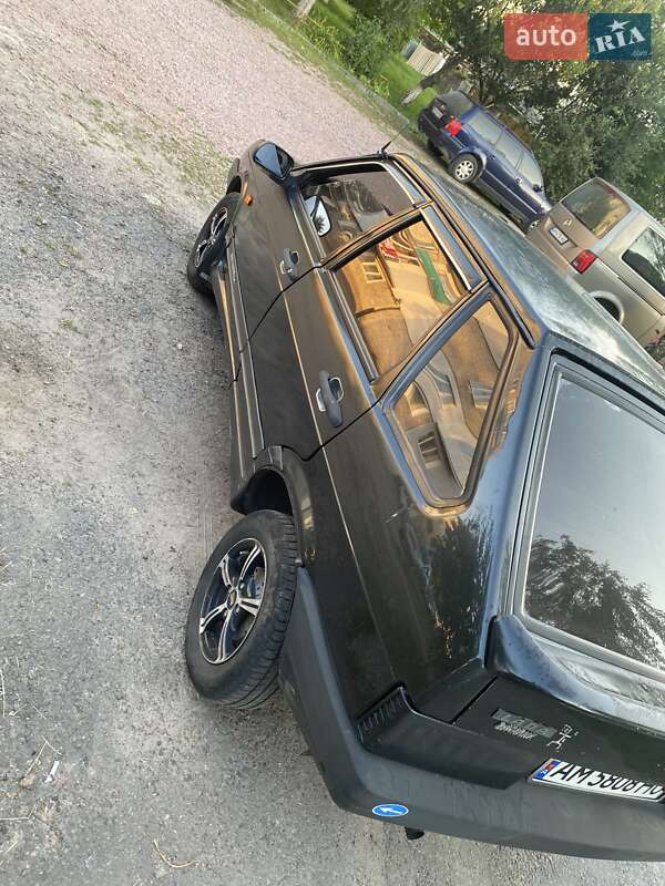 Хетчбек ВАЗ / Lada 2109 2008 в Овручі