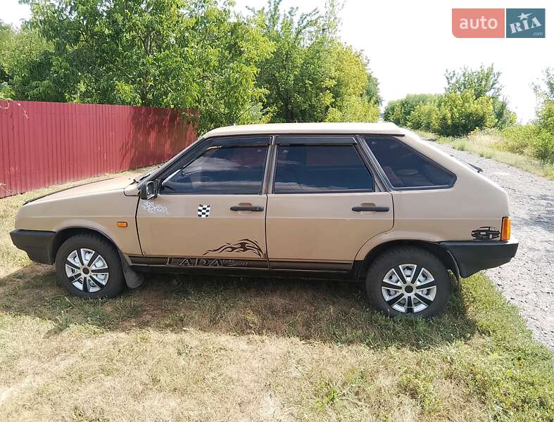 Хэтчбек ВАЗ / Lada 2109 1995 в Гребенке