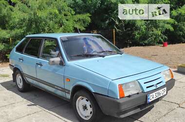 Хэтчбек ВАЗ / Lada 2109 1992 в Смеле