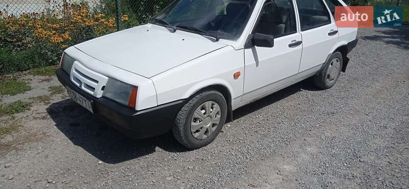 Хэтчбек ВАЗ / Lada 2109 1991 в Гусятине