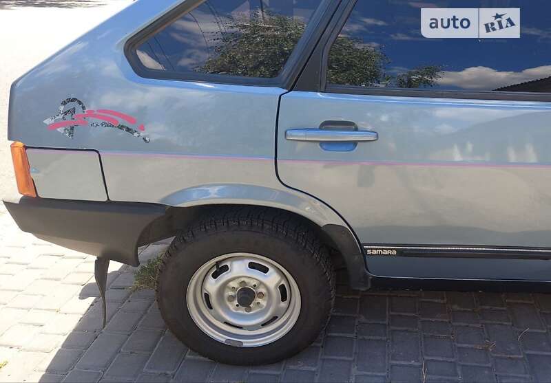 Хетчбек ВАЗ / Lada 2109 1992 в Дніпрі фото 3 Хетчбек ВАЗ / Lada 2109 1992 в Дніпрі