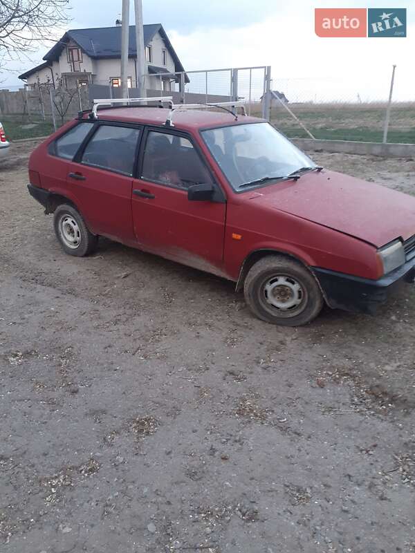 Хэтчбек ВАЗ / Lada 2109 1991 в Городке