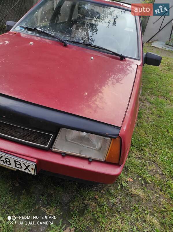 Хэтчбек ВАЗ / Lada 2109 1995 в Ровно