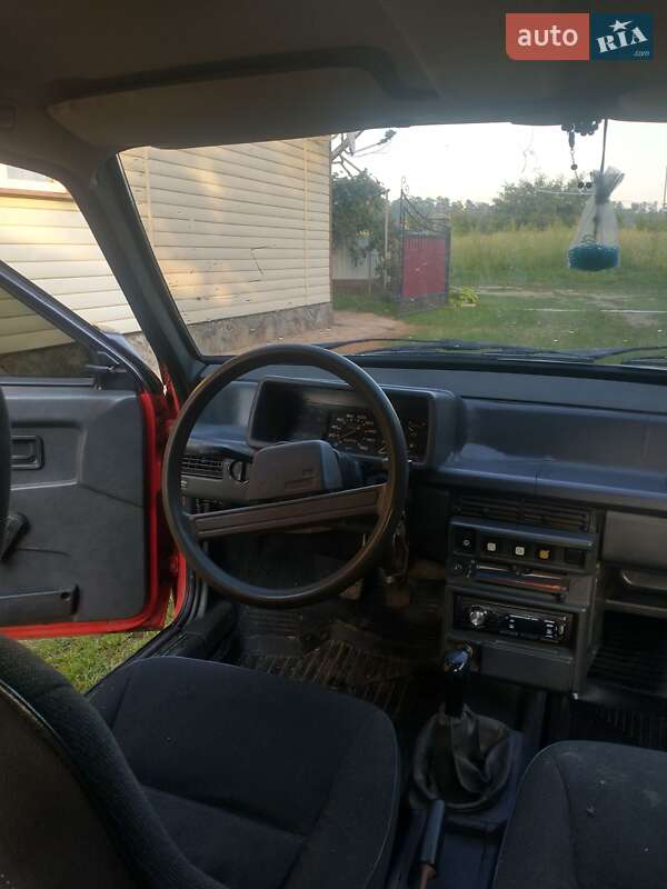 Хэтчбек ВАЗ / Lada 2109 1994 в Черновцах