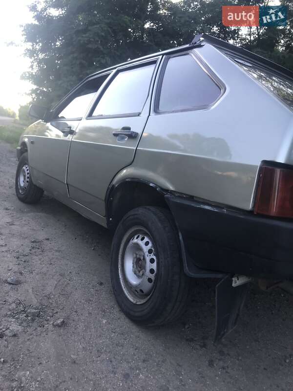 Хетчбек ВАЗ / Lada 2109 1992 в Одесі фото 6 Хетчбек ВАЗ / Lada 2109 1992 в Одесі