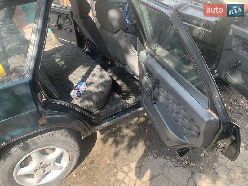 Хэтчбек ВАЗ / Lada 2109 2002 в Дубно