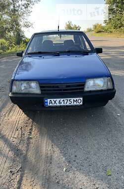 Хэтчбек ВАЗ / Lada 2109 1990 в Балаклее