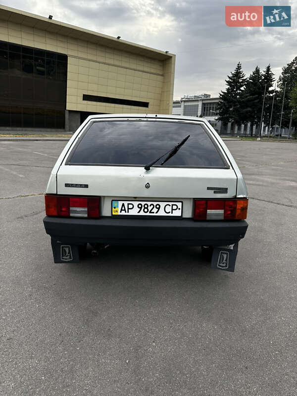 Хэтчбек ВАЗ / Lada 2109 2002 в Запорожье