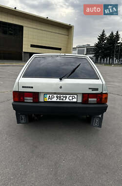 Хэтчбек ВАЗ / Lada 2109 2002 в 
