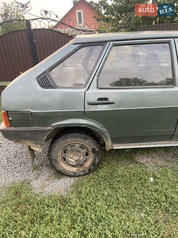 Хетчбек ВАЗ / Lada 2109 1990 в Літині
