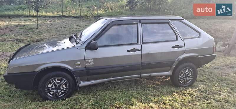 Хэтчбек ВАЗ / Lada 2109 1992 в Львове