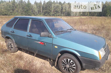 Хэтчбек ВАЗ / Lada 2109 2001 в Заречном