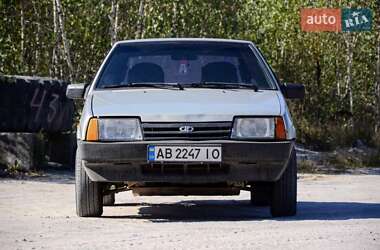 Хэтчбек ВАЗ / Lada 2109 2007 в Калиновке